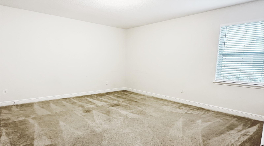 Kissimmee, Florida 34747, 6 Bedrooms Bedrooms, ,6 Bathroomsbathrooms,Residential,For Sale,Marker,Mfro6289599