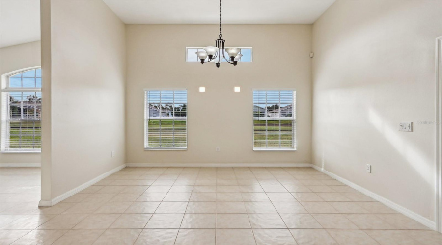 DAVENPORT, Florida 33837, 3 Bedrooms Bedrooms, ,2 BathroomsBathrooms,Residential,For Sale,ROYAL PALM,0,MFRO6255025