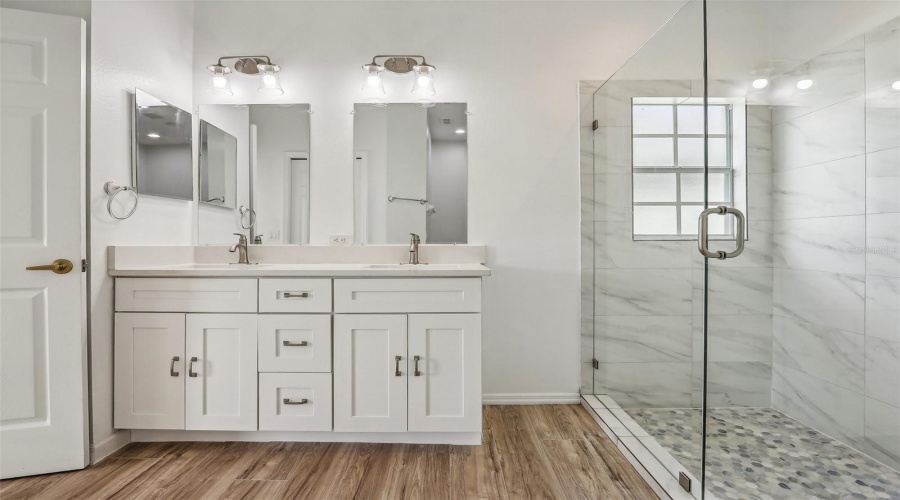 DAVENPORT, Florida 33837, 3 Bedrooms Bedrooms, ,2 BathroomsBathrooms,Residential,For Sale,ROYAL PALM,0,MFRO6255025