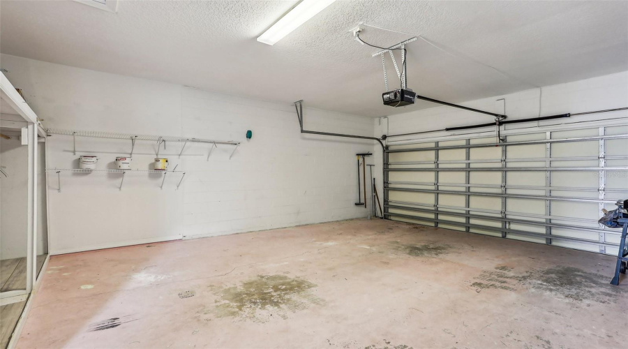 DAVENPORT, Florida 33837, 3 Bedrooms Bedrooms, ,2 BathroomsBathrooms,Residential,For Sale,ROYAL PALM,0,MFRO6255025