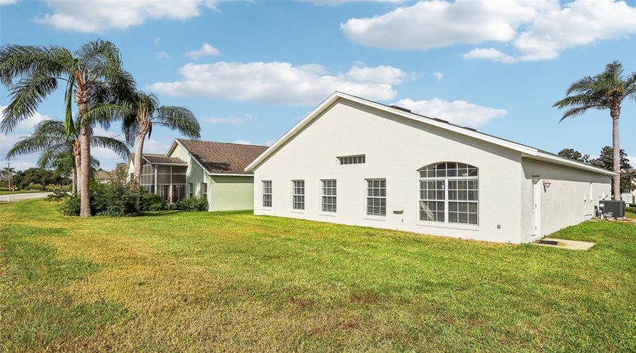 DAVENPORT, Florida 33837, 3 Bedrooms Bedrooms, ,2 BathroomsBathrooms,Residential,For Sale,ROYAL PALM,0,MFRO6255025