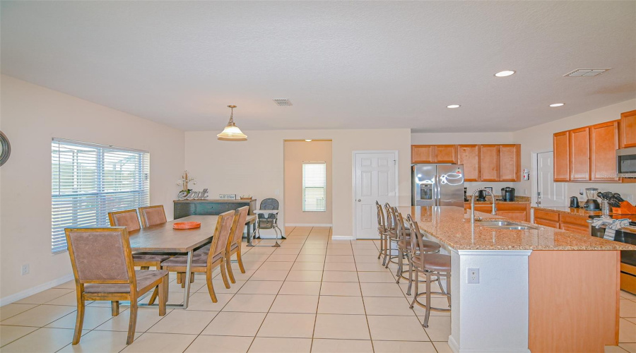 Davenport, Florida 33837, 5 Bedrooms Bedrooms, ,3 Bathroomsbathrooms,Residential,For Sale,Andalusia Loop,Mfro6289936