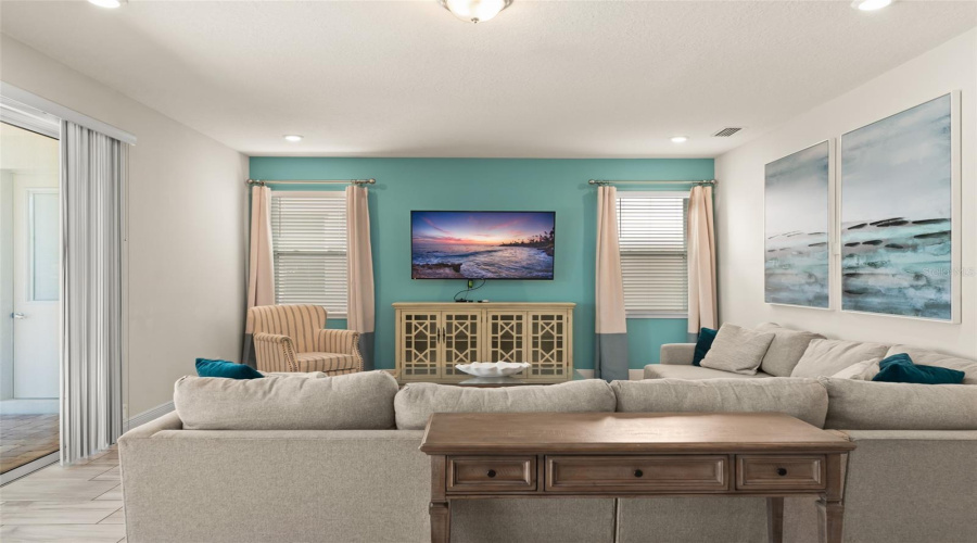 Kissimmee, Florida 34747, 5 Bedrooms Bedrooms, ,5 Bathroomsbathrooms,Residential,For Sale,Auburn,Mfro6287819