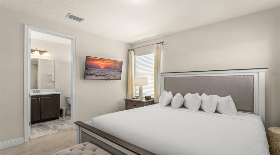 Kissimmee, Florida 34747, 5 Bedrooms Bedrooms, ,5 Bathroomsbathrooms,Residential,For Sale,Auburn,Mfro6287819