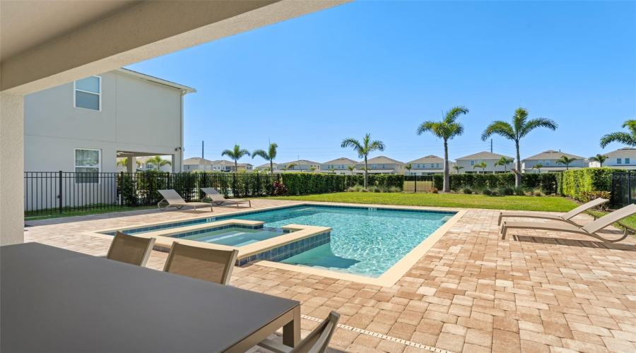 Kissimmee, Florida 34747, 5 Bedrooms Bedrooms, ,5 Bathroomsbathrooms,Residential,For Sale,Auburn,Mfro6287819