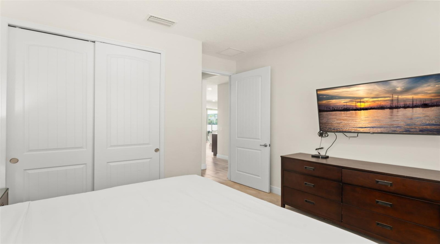 Kissimmee, Florida 34747, 5 Bedrooms Bedrooms, ,5 Bathroomsbathrooms,Residential,For Sale,Auburn,Mfro6287819