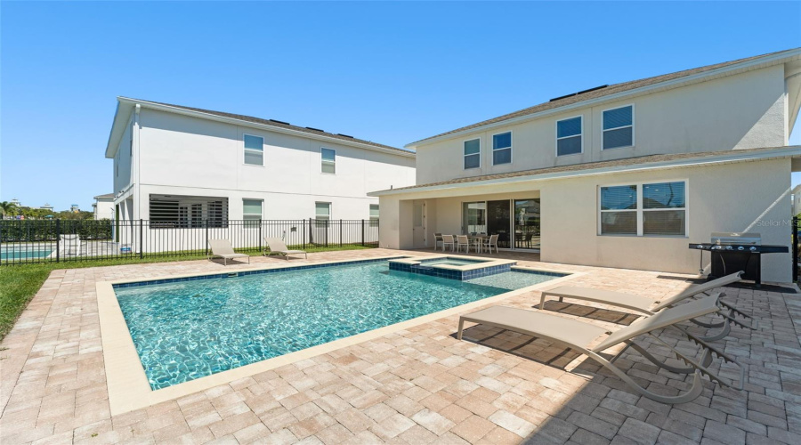 Kissimmee, Florida 34747, 5 Bedrooms Bedrooms, ,5 Bathroomsbathrooms,Residential,For Sale,Auburn,Mfro6287819