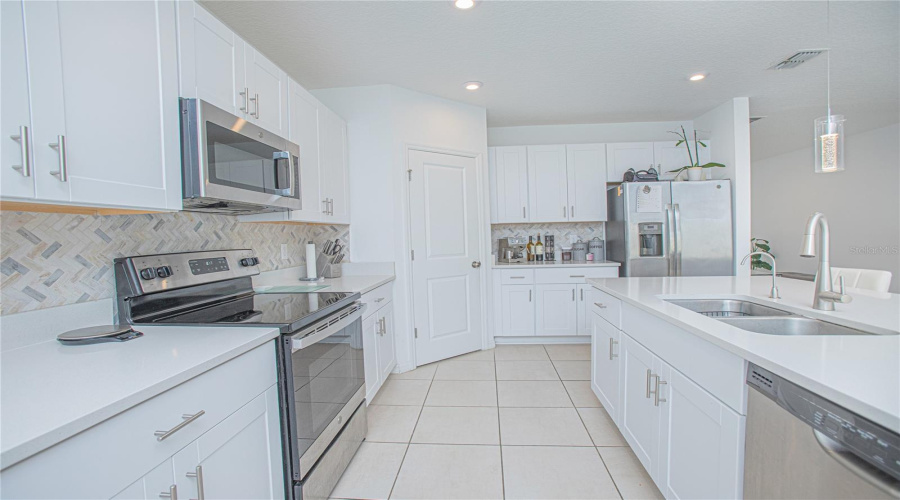 Kitchen With Walk-In Closet