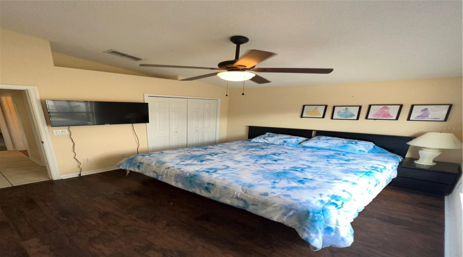 Kissimmee, Florida 34747, 4 Bedrooms Bedrooms, ,3 Bathroomsbathrooms,Residential,For Sale,Autumn Creek,Mfrs5122557