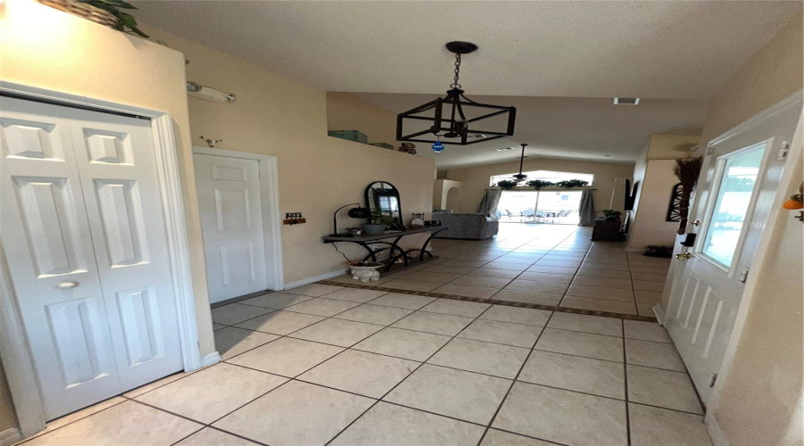 Kissimmee, Florida 34747, 4 Bedrooms Bedrooms, ,3 Bathroomsbathrooms,Residential,For Sale,Autumn Creek,Mfrs5122557