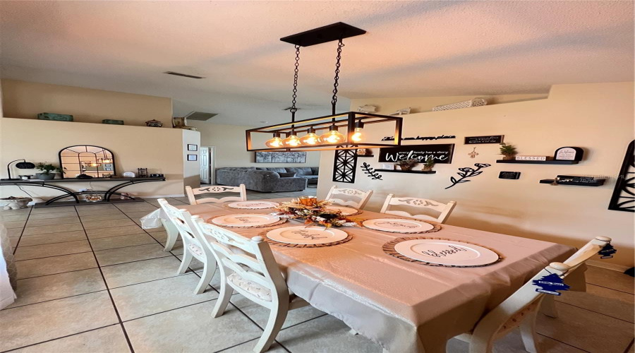 Kissimmee, Florida 34747, 4 Bedrooms Bedrooms, ,3 Bathroomsbathrooms,Residential,For Sale,Autumn Creek,Mfrs5122557