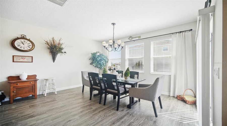 Davenport, Florida 33896, 4 Bedrooms Bedrooms, ,2 Bathroomsbathrooms,Residential,For Sale,Trappers Trail,Mfrs5122584