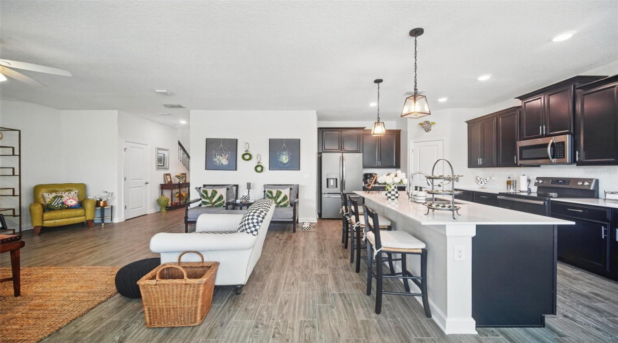 Davenport, Florida 33896, 4 Bedrooms Bedrooms, ,2 Bathroomsbathrooms,Residential,For Sale,Trappers Trail,Mfrs5122584