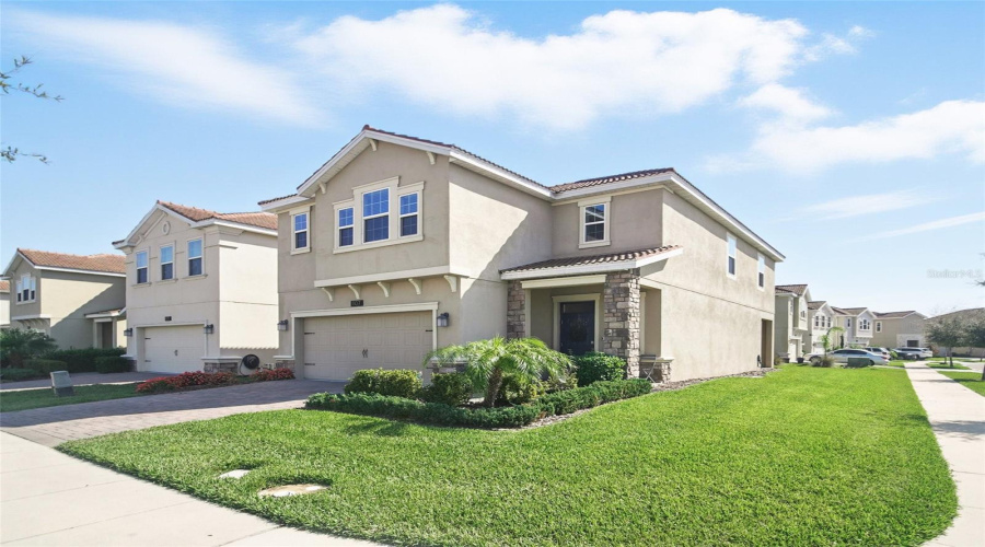 Davenport, Florida 33896, 4 Bedrooms Bedrooms, ,2 Bathroomsbathrooms,Residential,For Sale,Trappers Trail,Mfrs5122584
