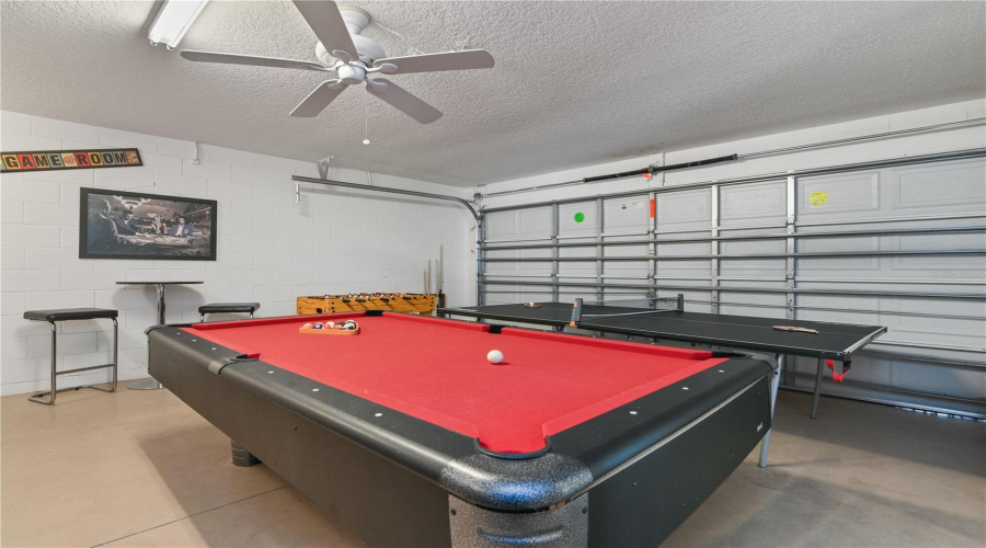 Davenport, Florida 33897, 4 Bedrooms Bedrooms, ,3 Bathroomsbathrooms,Residential,For Sale,Cordova Ave,Mfrs5122544