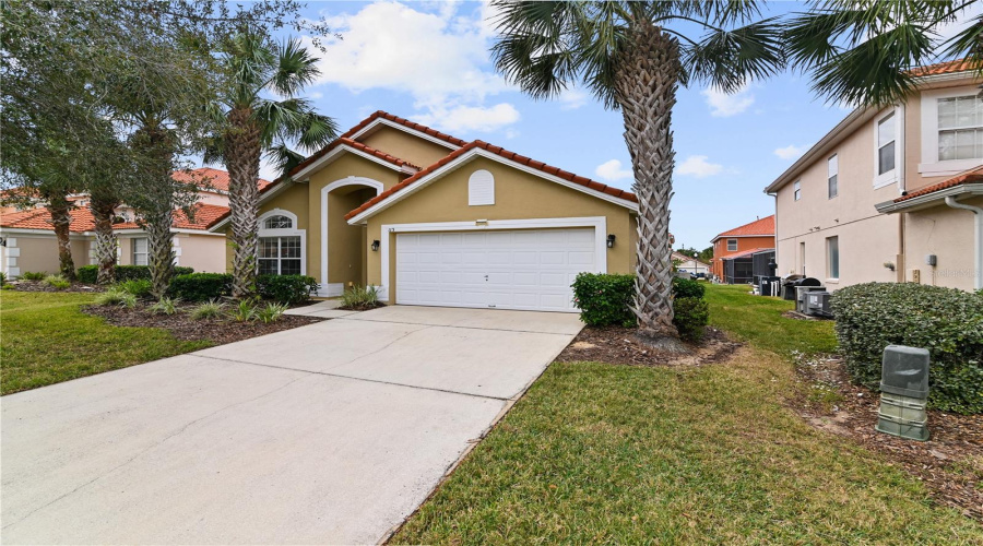Davenport, Florida 33897, 4 Bedrooms Bedrooms, ,3 Bathroomsbathrooms,Residential,For Sale,Cordova Ave,Mfrs5122544