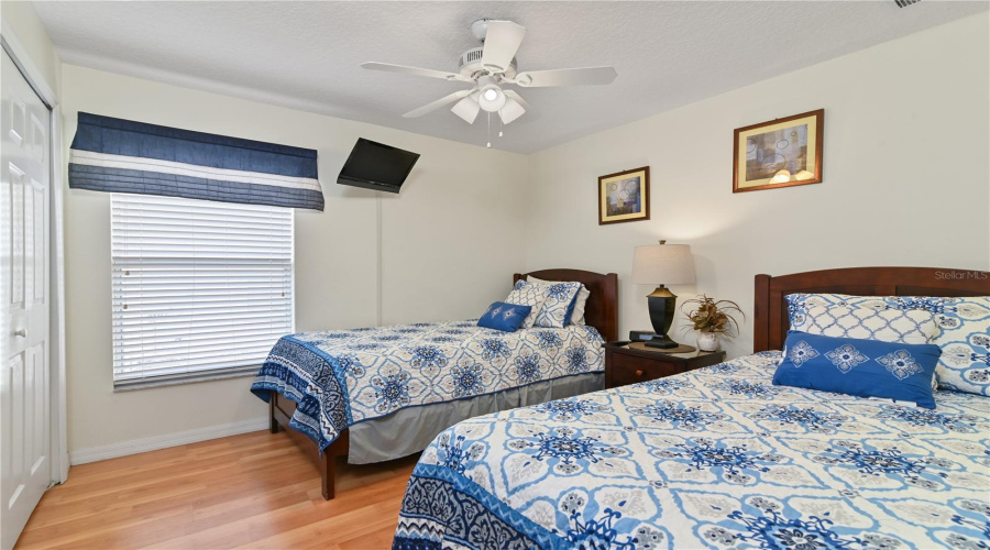 Davenport, Florida 33897, 4 Bedrooms Bedrooms, ,3 Bathroomsbathrooms,Residential,For Sale,Cordova Ave,Mfrs5122544