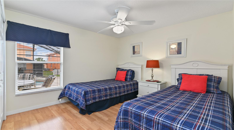 Davenport, Florida 33897, 4 Bedrooms Bedrooms, ,3 Bathroomsbathrooms,Residential,For Sale,Cordova Ave,Mfrs5122544