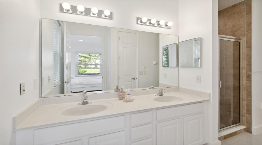 Reunion, Florida 34747, 4 Bedrooms Bedrooms, ,3 Bathroomsbathrooms,Residential,For Sale,Fairview,Mfro6290066