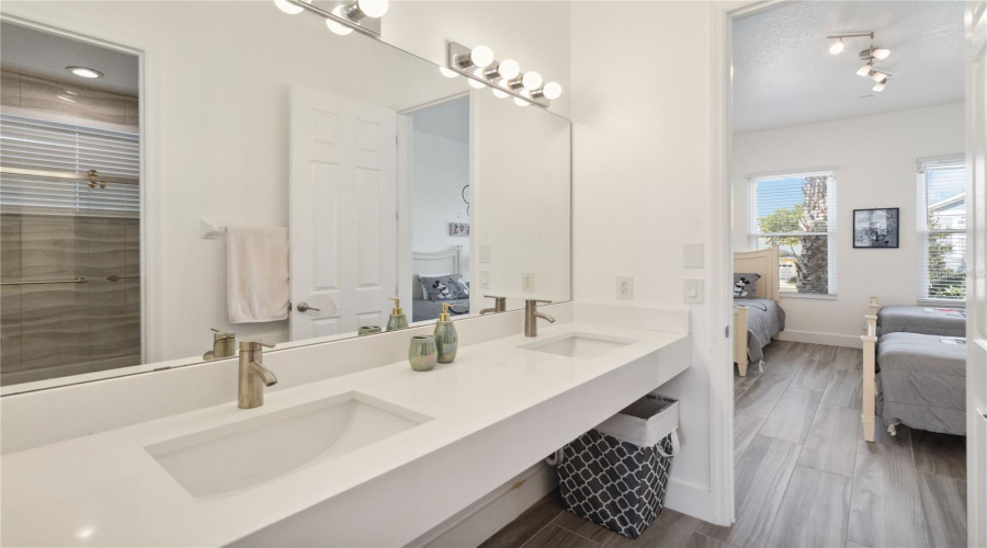 Reunion, Florida 34747, 4 Bedrooms Bedrooms, ,3 Bathroomsbathrooms,Residential,For Sale,Fairview,Mfro6290066