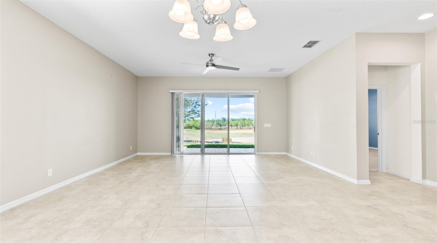 Kissimmee, Florida 34747, 2 Bedrooms Bedrooms, ,2 Bathroomsbathrooms,Residential,For Sale,Estuary,Mfro6290027