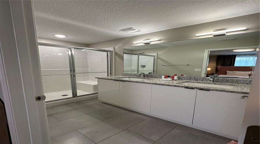 Kissimmee, Florida 34747, 4 Bedrooms Bedrooms, ,4 Bathroomsbathrooms,Residential,For Sale,Formosa Valley,Mfro6290210