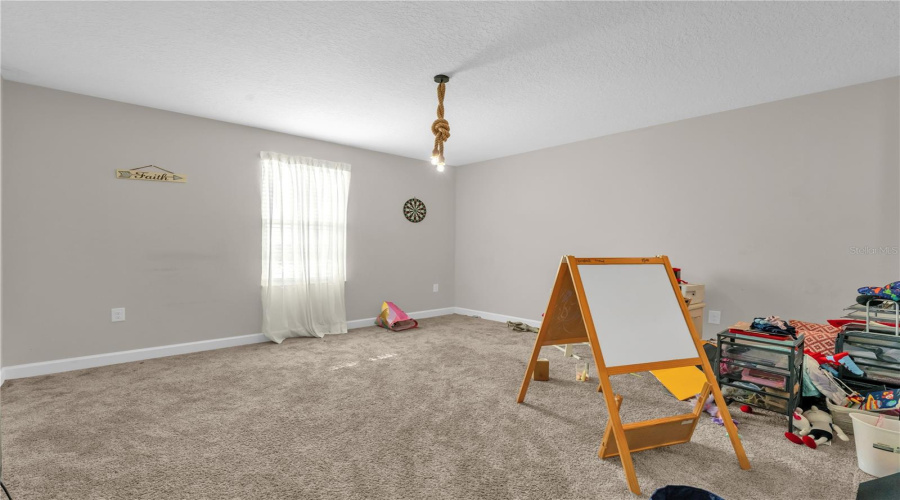 Davenport, Florida 33837, 4 Bedrooms Bedrooms, ,2 Bathroomsbathrooms,Residential,For Sale,Taft Dr,Mfrs5122721