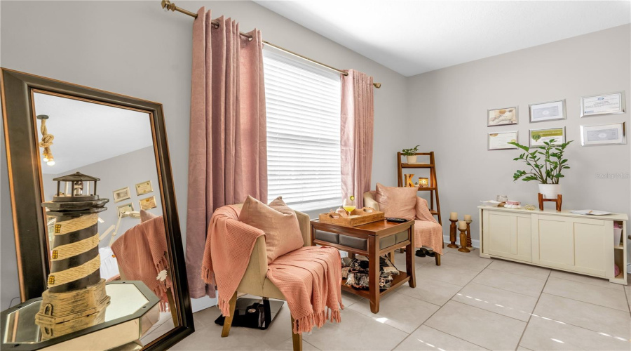 Davenport, Florida 33837, 4 Bedrooms Bedrooms, ,2 Bathroomsbathrooms,Residential,For Sale,Taft Dr,Mfrs5122721