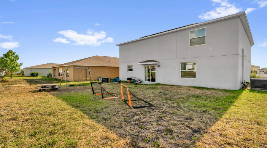 Davenport, Florida 33837, 4 Bedrooms Bedrooms, ,2 Bathroomsbathrooms,Residential,For Sale,Taft Dr,Mfrs5122721