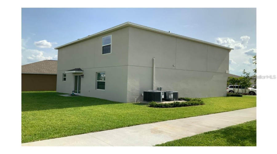 Davenport, Florida 33837, 4 Bedrooms Bedrooms, ,2 Bathroomsbathrooms,Residential,For Sale,Taft Dr,Mfrs5122721