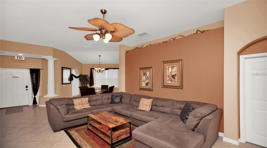 Davenport, Florida 33897, 6 Bedrooms Bedrooms, ,5 Bathroomsbathrooms,Residential,For Sale,Montara,Mfrp4934126