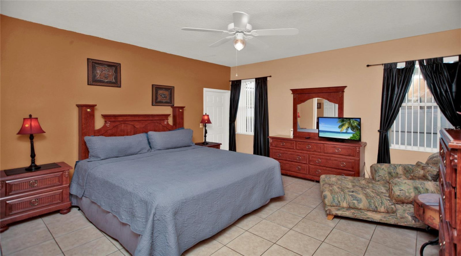 Davenport, Florida 33897, 6 Bedrooms Bedrooms, ,5 Bathroomsbathrooms,Residential,For Sale,Montara,Mfrp4934126