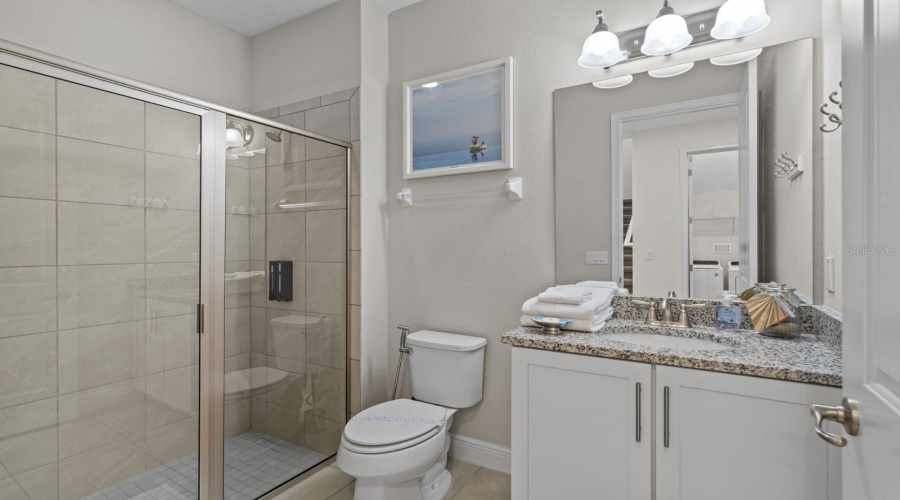 Kissimmee, Florida 34747, 5 Bedrooms Bedrooms, ,4 Bathroomsbathrooms,Residential,For Sale,Fairfax,Mfro6290194