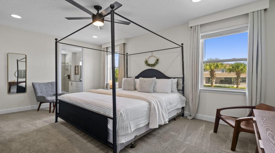 Kissimmee, Florida 34747, 5 Bedrooms Bedrooms, ,4 Bathroomsbathrooms,Residential,For Sale,Fairfax,Mfro6290194