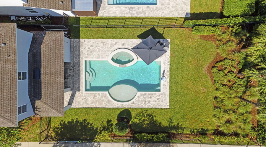 Kissimmee, Florida 34747, 5 Bedrooms Bedrooms, ,4 Bathroomsbathrooms,Residential,For Sale,Fairfax,Mfro6290194