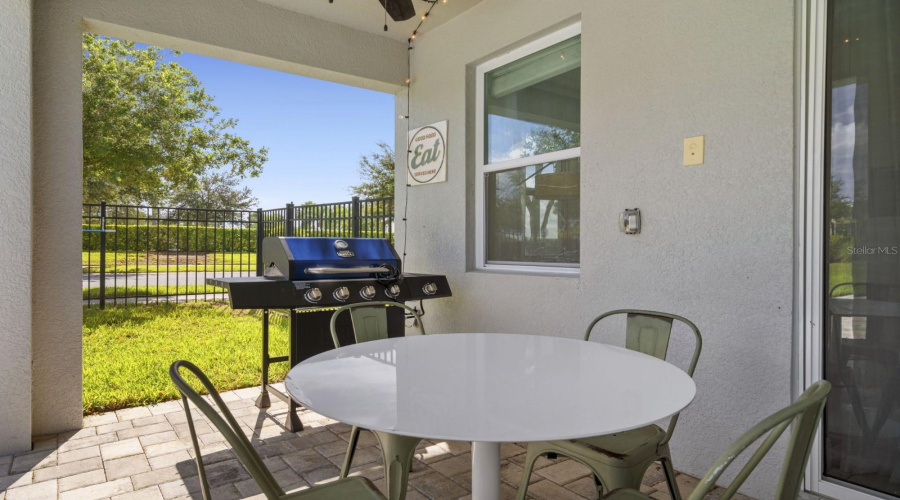 Kissimmee, Florida 34747, 5 Bedrooms Bedrooms, ,4 Bathroomsbathrooms,Residential,For Sale,Fairfax,Mfro6290194