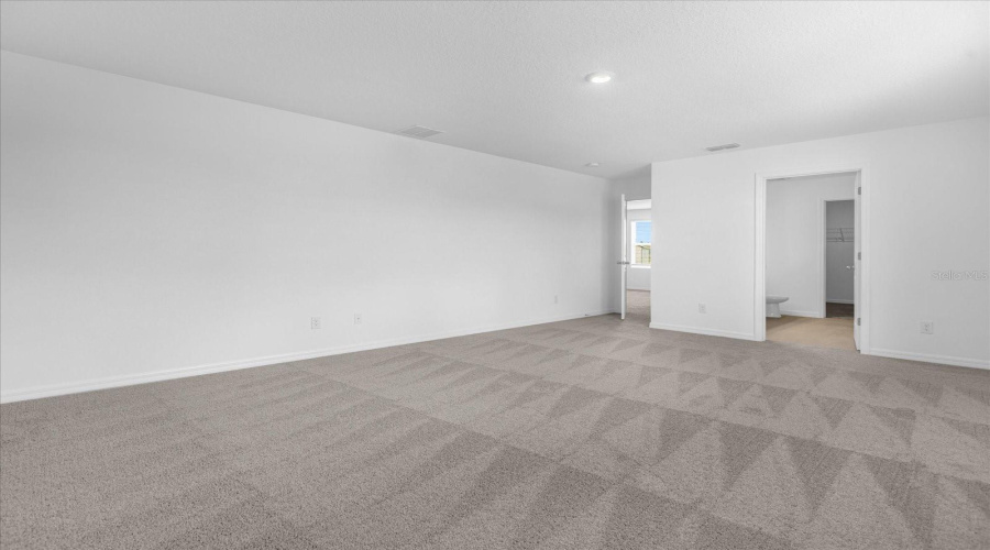 DAVENPORT, Florida 33896, 5 Bedrooms Bedrooms, ,4 BathroomsBathrooms,Residential,For Sale,LANCASHIRE,0,MFRO6290316