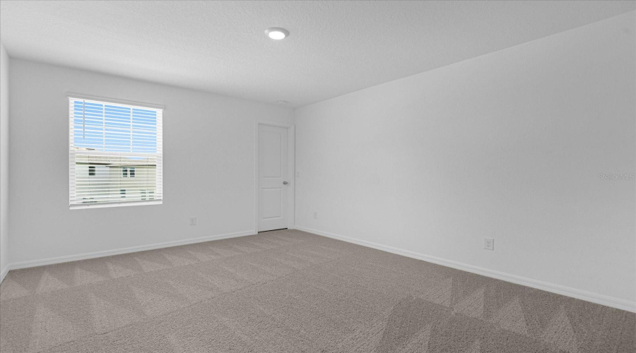 DAVENPORT, Florida 33896, 5 Bedrooms Bedrooms, ,4 BathroomsBathrooms,Residential,For Sale,LANCASHIRE,0,MFRO6290316
