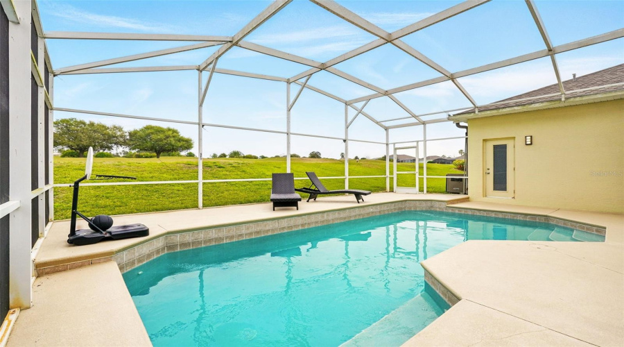 Davenport, Florida 33897, 4 Bedrooms Bedrooms, ,3 Bathroomsbathrooms,Residential,For Sale,Prestwick,Mfro6290172