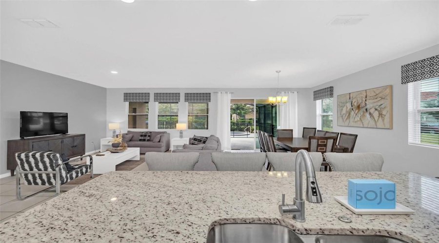 DAVENPORT, Florida 33837, 7 Bedrooms Bedrooms, ,5 BathroomsBathrooms,Residential,For Sale,BROAD OAK,0,MFRO6290248