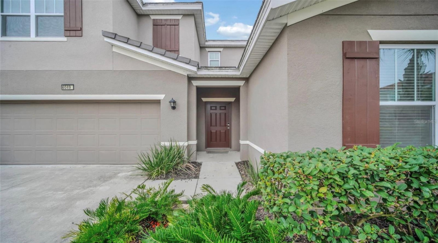 DAVENPORT, Florida 33837, 7 Bedrooms Bedrooms, ,5 BathroomsBathrooms,Residential,For Sale,BROAD OAK,0,MFRO6290248