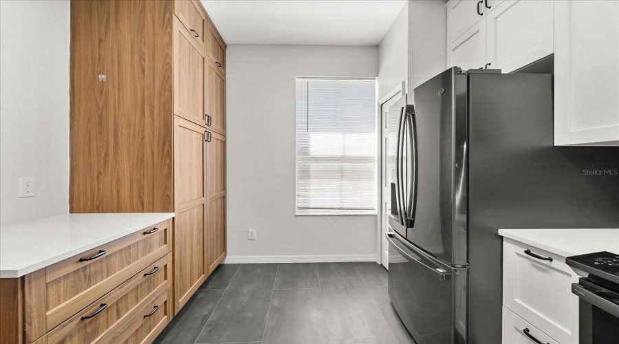 Fully Remodled Kitchen- With Additional Cabinets