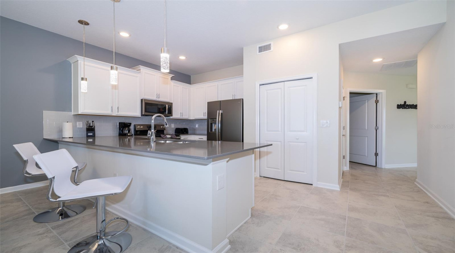 Davenport, Florida 33896, 2 Bedrooms Bedrooms, ,2 Bathroomsbathrooms,Residential,For Sale,Drop,Mfrs5122734