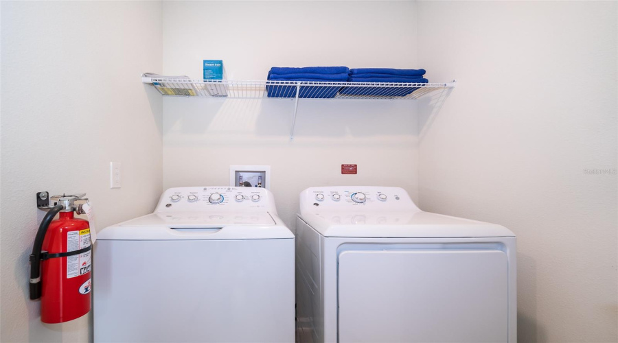 Davenport, Florida 33896, 2 Bedrooms Bedrooms, ,2 Bathroomsbathrooms,Residential,For Sale,Drop,Mfrs5122734