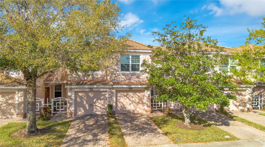 Davenport, Florida 33896, 3 Bedrooms Bedrooms, ,2 Bathroomsbathrooms,Residential,For Sale,Grady,Mfro6289142