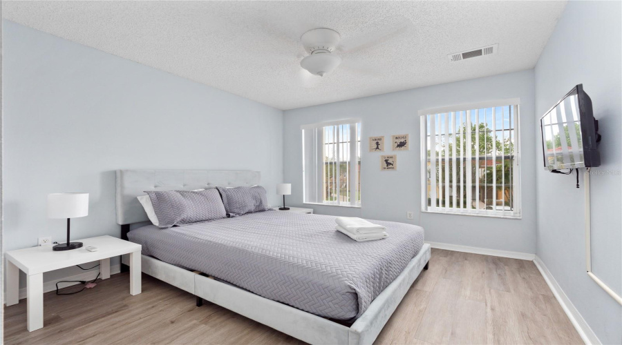 Kissimmee, Florida 34747, 3 Bedrooms Bedrooms, ,2 Bathroomsbathrooms,Residential,For Sale,Crystal Cove,Mfrs5122510