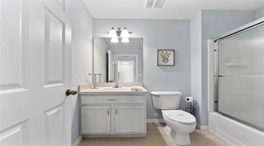 Kissimmee, Florida 34747, 3 Bedrooms Bedrooms, ,2 Bathroomsbathrooms,Residential,For Sale,Crystal Cove,Mfrs5122510