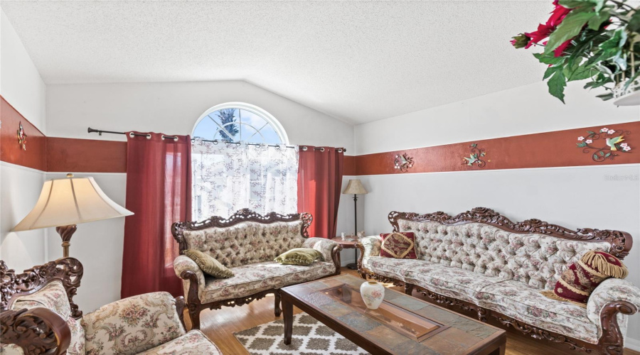 Davenport, Florida 33897, 4 Bedrooms Bedrooms, ,2 Bathroomsbathrooms,Residential,For Sale,Hillside,Mfro6290191