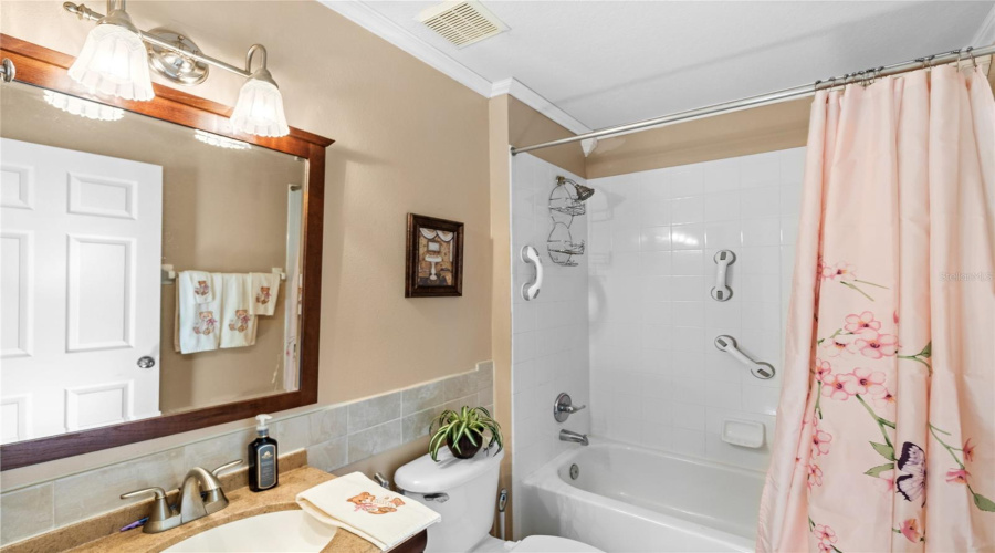 Davenport, Florida 33897, 4 Bedrooms Bedrooms, ,2 Bathroomsbathrooms,Residential,For Sale,Hillside,Mfro6290191