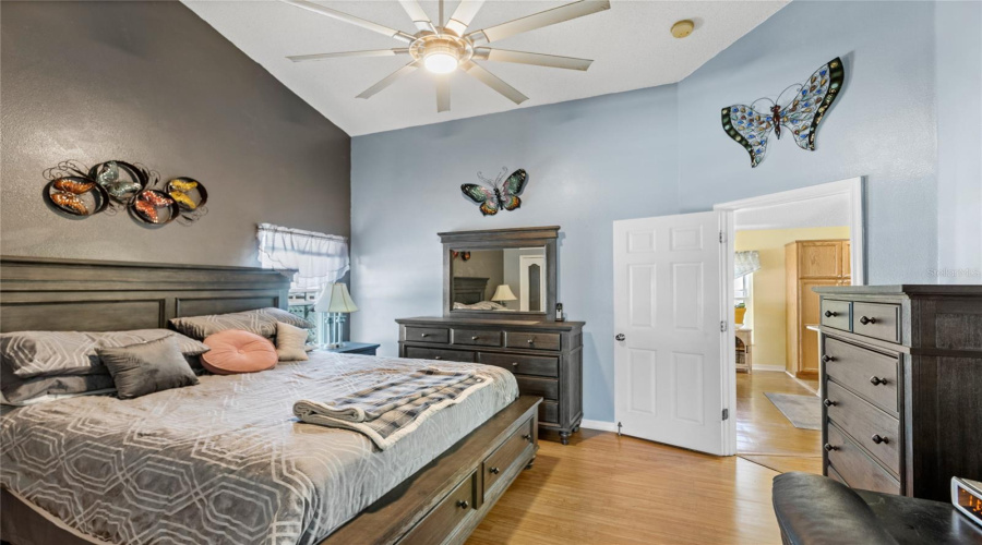 Davenport, Florida 33897, 4 Bedrooms Bedrooms, ,2 Bathroomsbathrooms,Residential,For Sale,Hillside,Mfro6290191